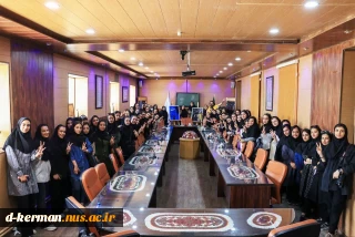 آیین رونمایی از پوستر و برنامه‌های اولین سالانه‌ی عکس دانشجویان عکاسی دانشکده حضرت فاطمه‌(س) کرمان
